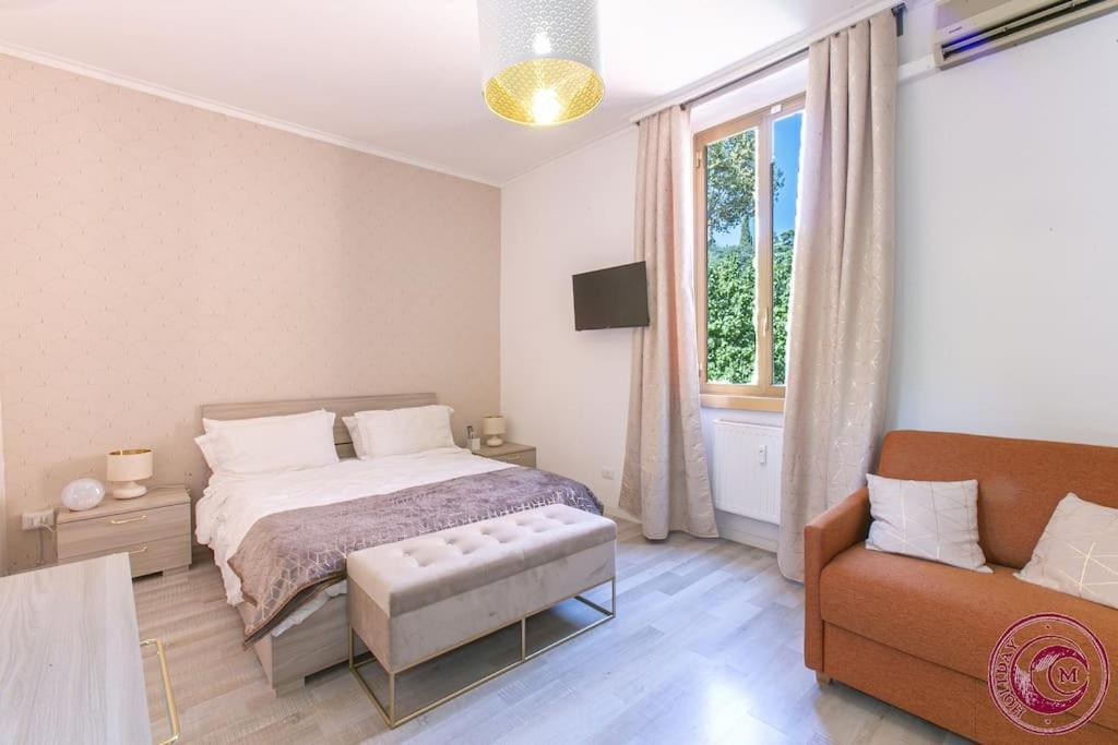 C M Il Balcone Di Galatea Apartment Rom
