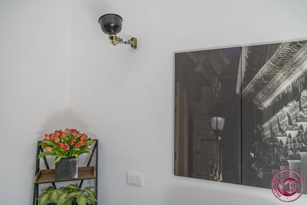 C M Il Balcone Di Galatea Apartment