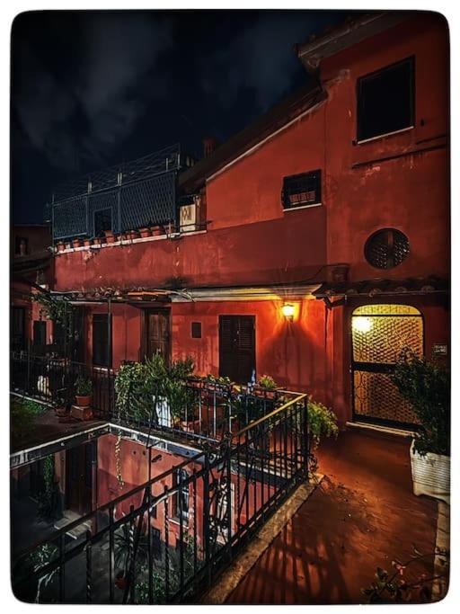 Apartment C M Il Balcone Di Galatea Rom
