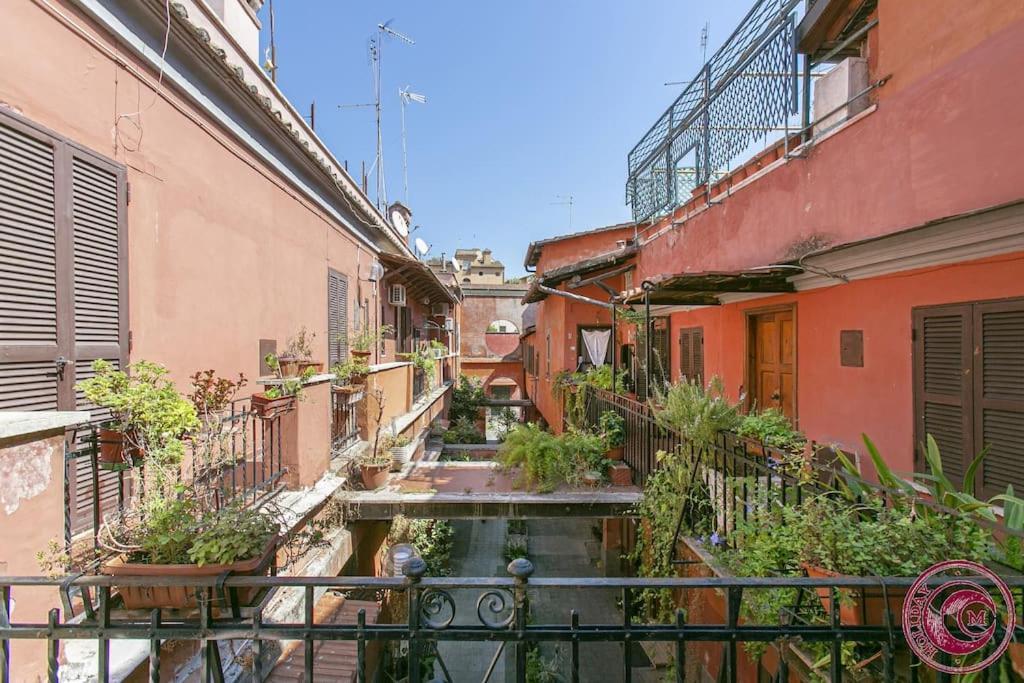 C M Il Balcone Di Galatea *